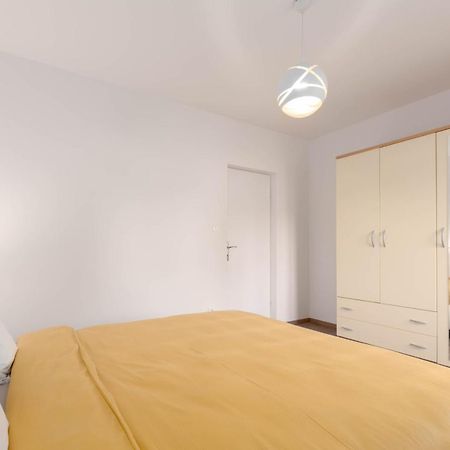 Newly Renovated Holiday Apartment Sirius Poreč Exteriör bild