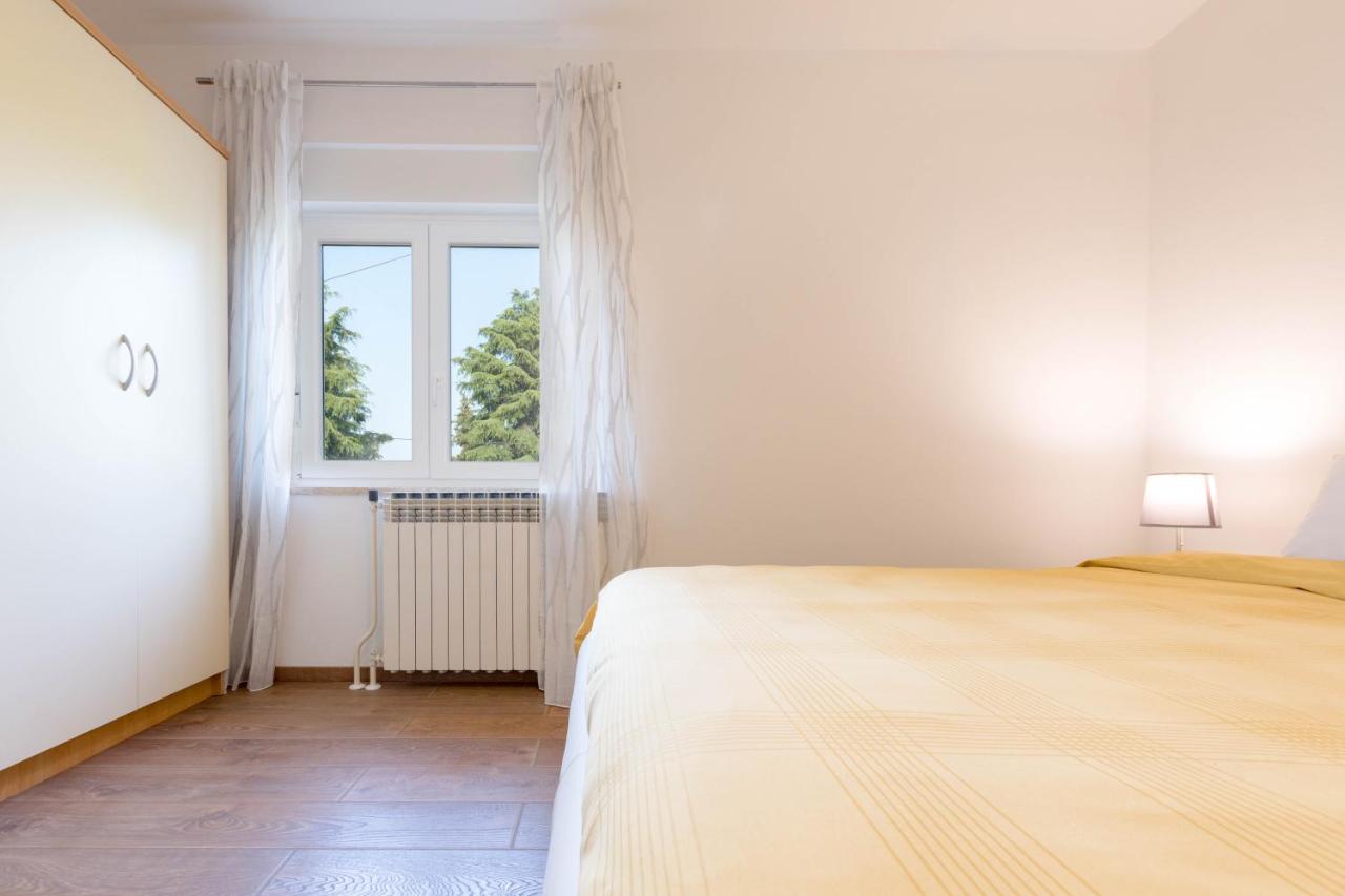 Newly Renovated Holiday Apartment Sirius Poreč Exteriör bild